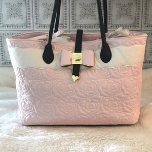Light Pink and White Rose Purse